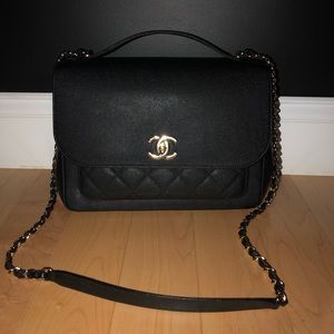 Chanel flapbag with handle